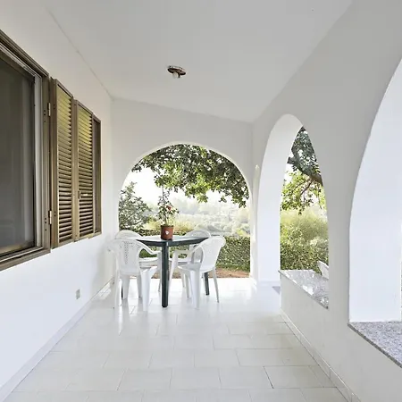 Vista Mare 2 *